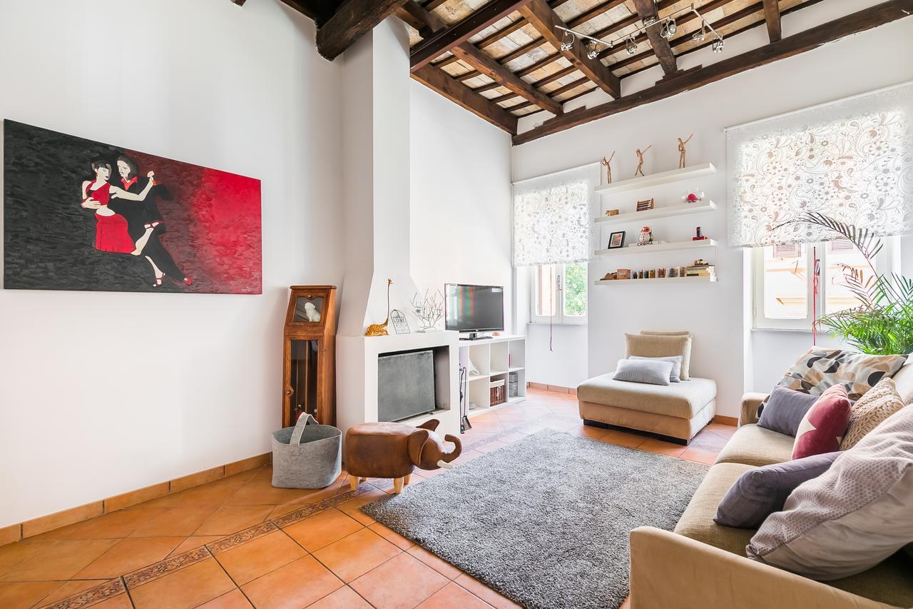 Chung cư 67 m² 1 phòng ngủ, 1 phòng tắm riêng ở Trastevere Roma Ngoại thất bức ảnh